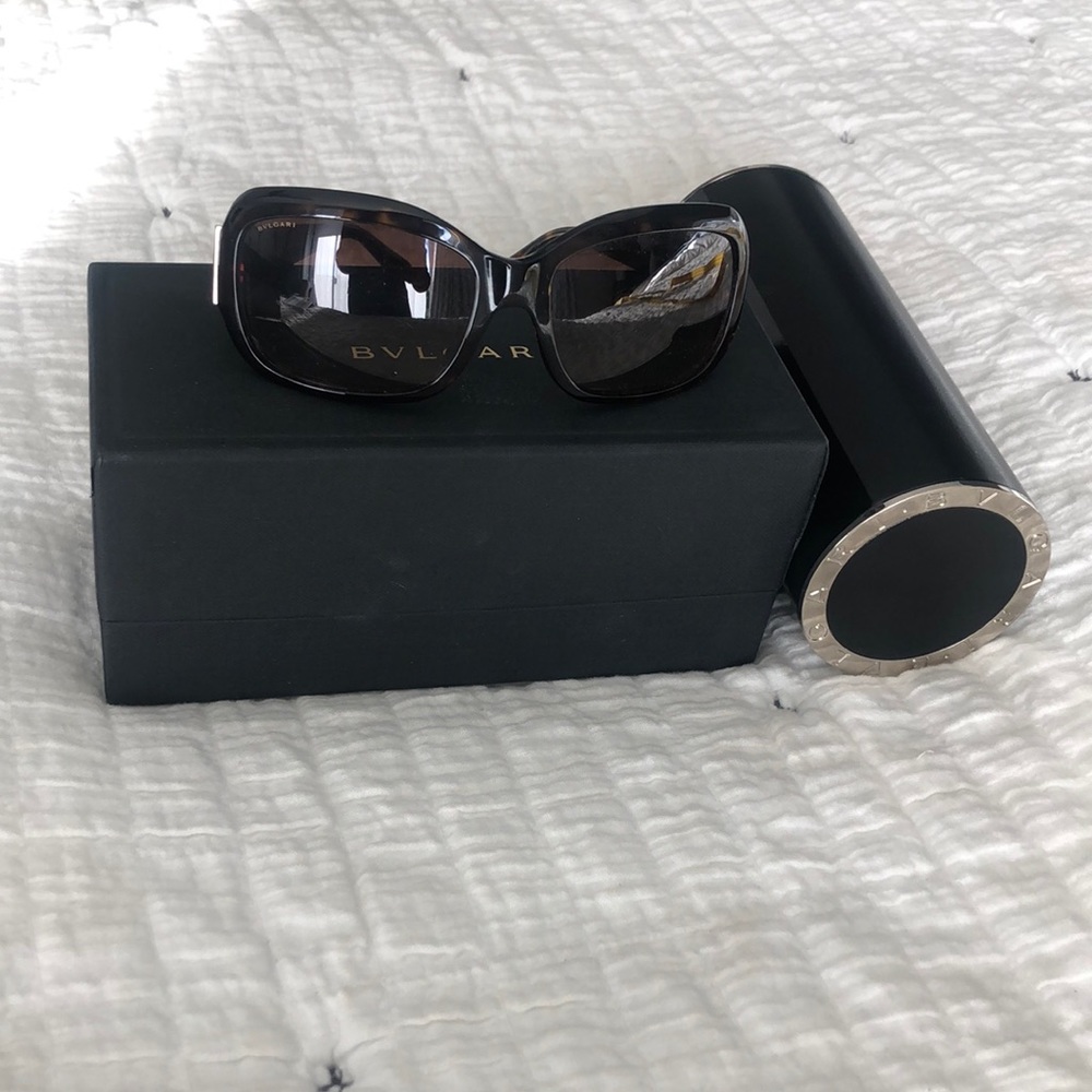 Bvlgari sun glasses